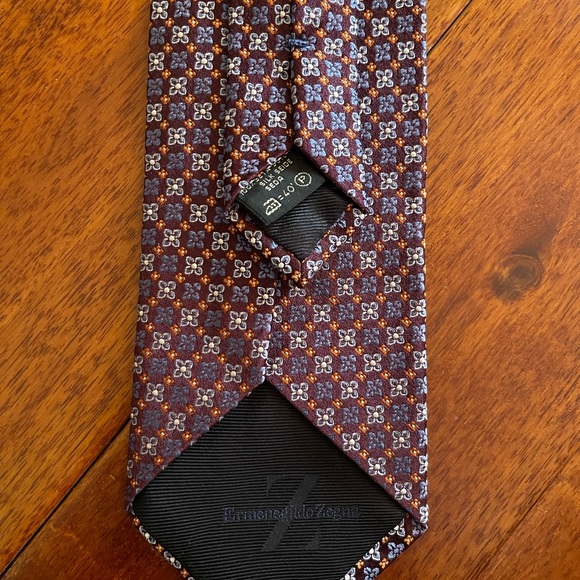Ermenegildo Zegna Floral Burgundy/Blue Tie - Picture 4 of 5